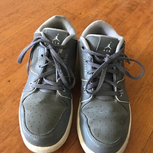 Grey 23 Jordan’s - Picture 3 of 4